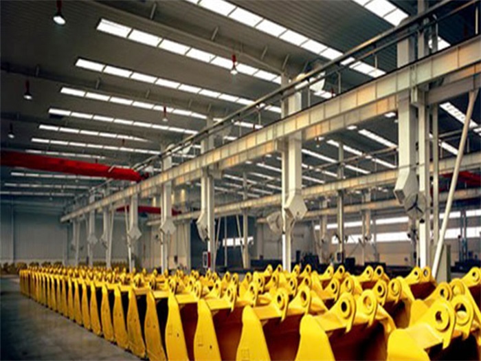 同江徐工集团挖掘机装配车间